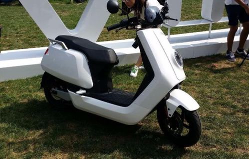 電動(dòng)車(chē)充滿電長(zhǎng)時(shí)間不拔插頭對(duì)電動(dòng)車(chē)是否會(huì)有壞處